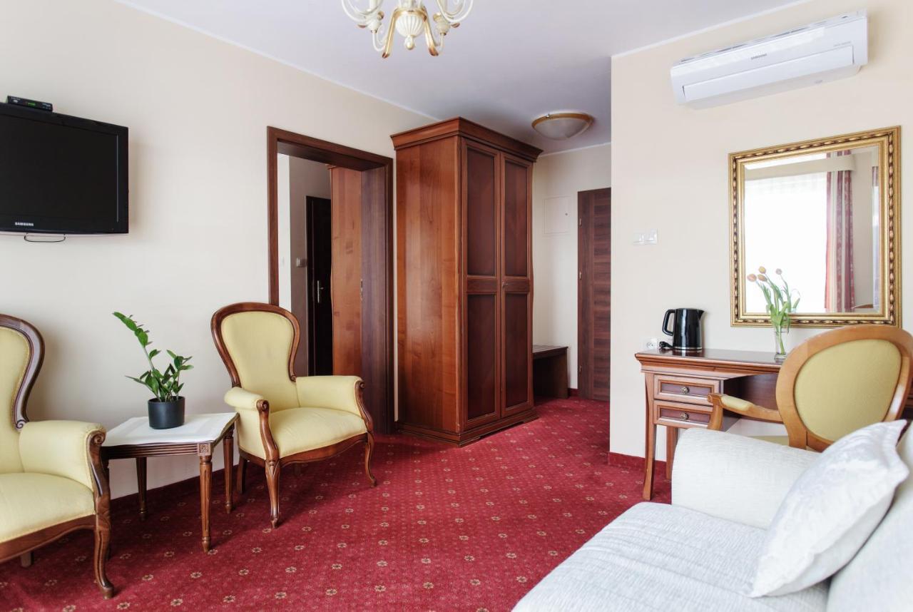 Lila Medical Spa Цехоцинек Экстерьер фото